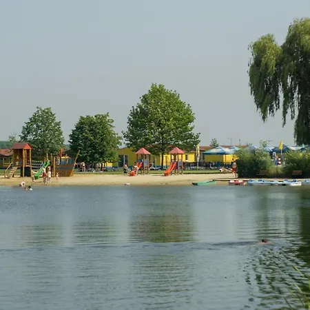 Auto-aqua-cyclocamp Camping Ostrožská Nová Ves